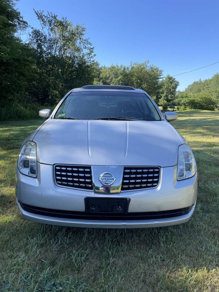 Nissan Maxima