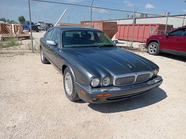 Jaguar Vanden Plas