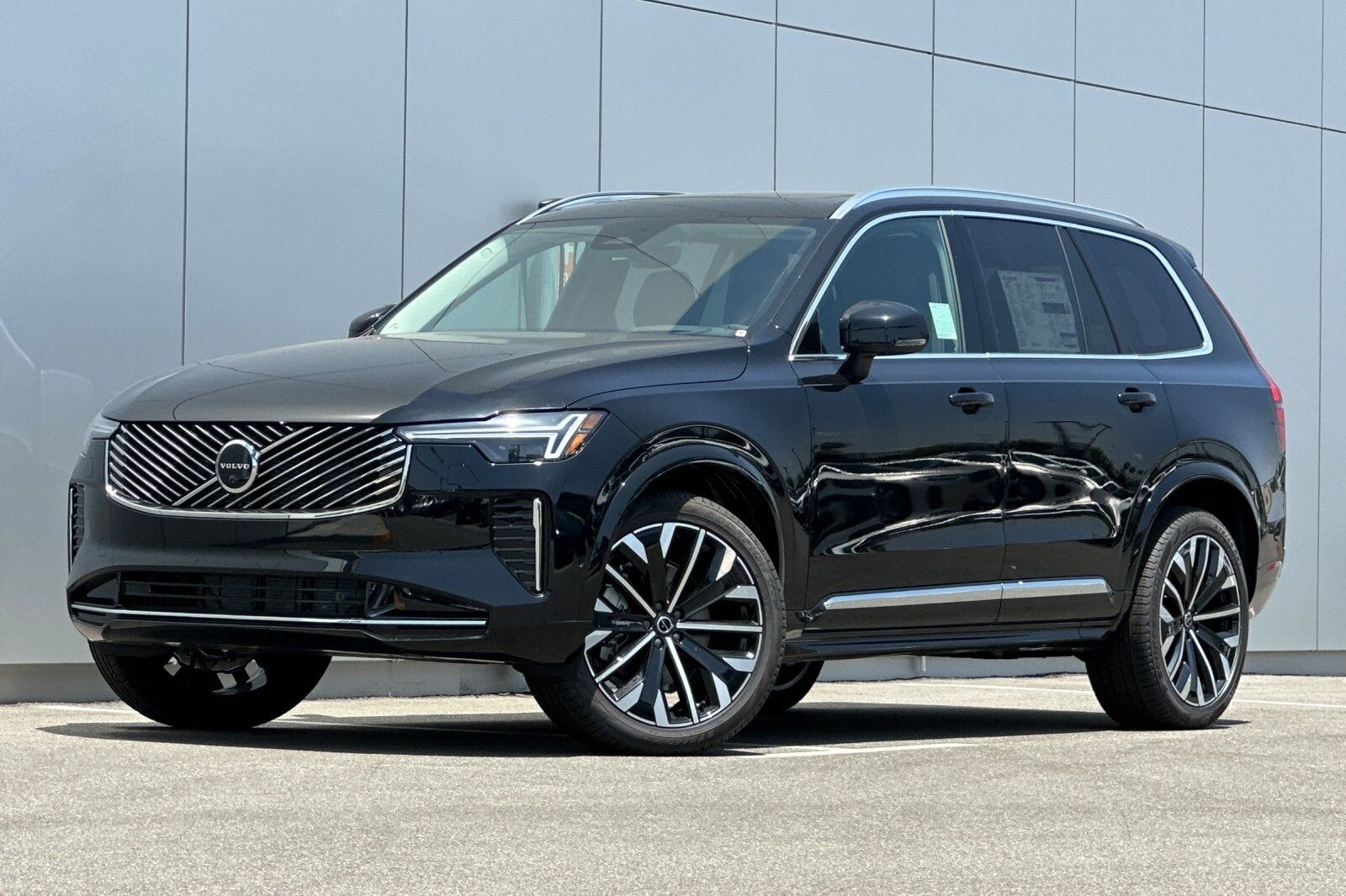 2025 VOLVO XC90