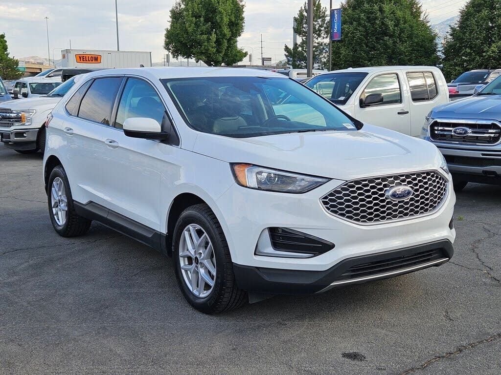 2024 FORD Edge
