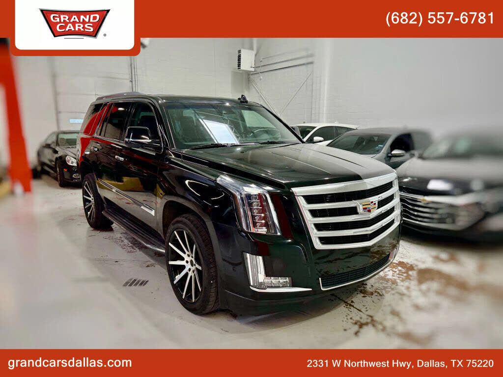 2017 CADILLAC Escalade
