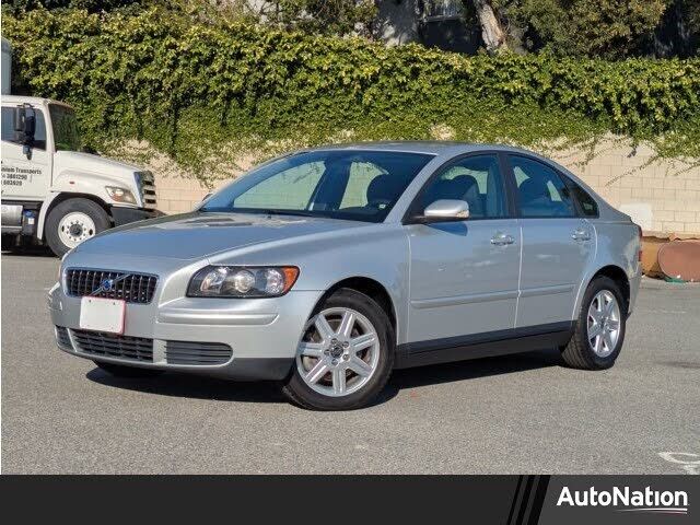 Volvo S40