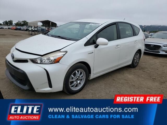 Toyota Prius V