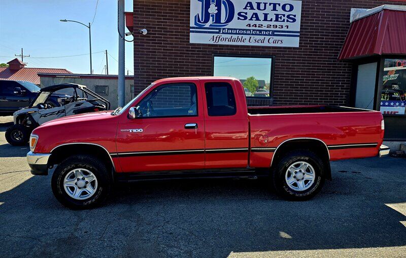 Toyota T100