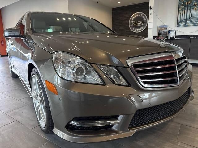 2013 MERCEDES-BENZ E-Class