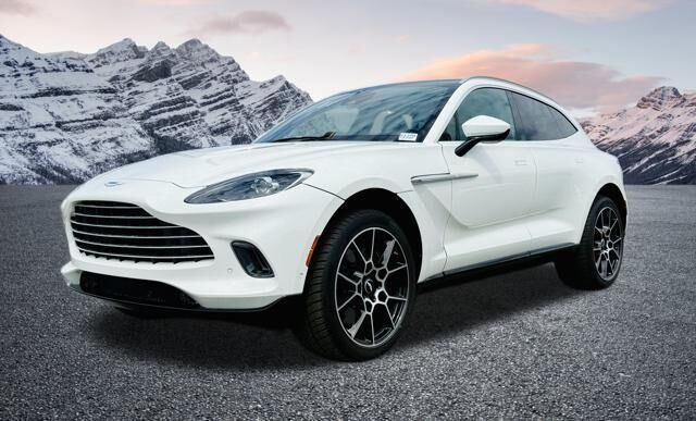 2021 ASTON MARTIN DBX