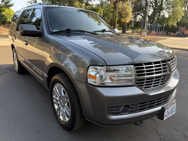 Lincoln Navigator