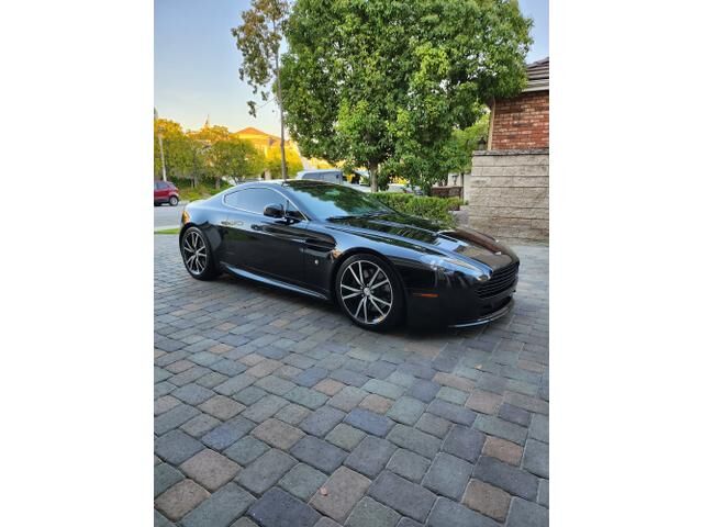 Aston Martin V8 Vantage