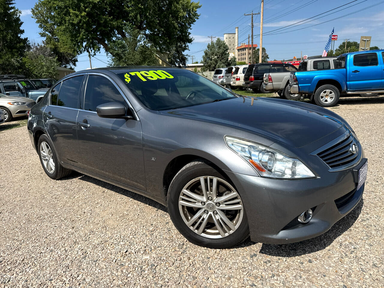 2015 INFINITI Q40