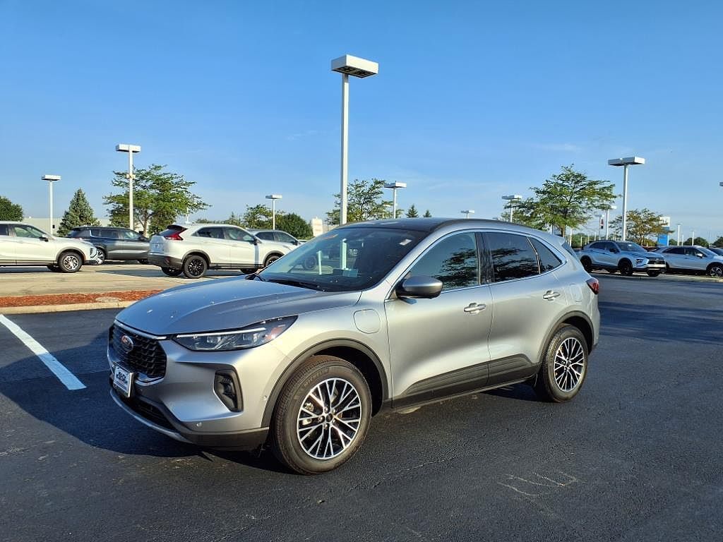 2024 FORD Escape