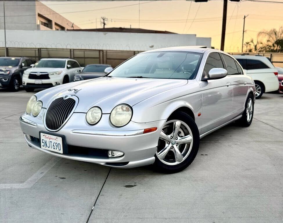 Jaguar S-Type