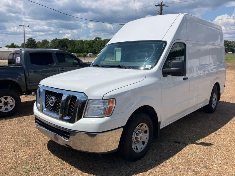 Nissan NV