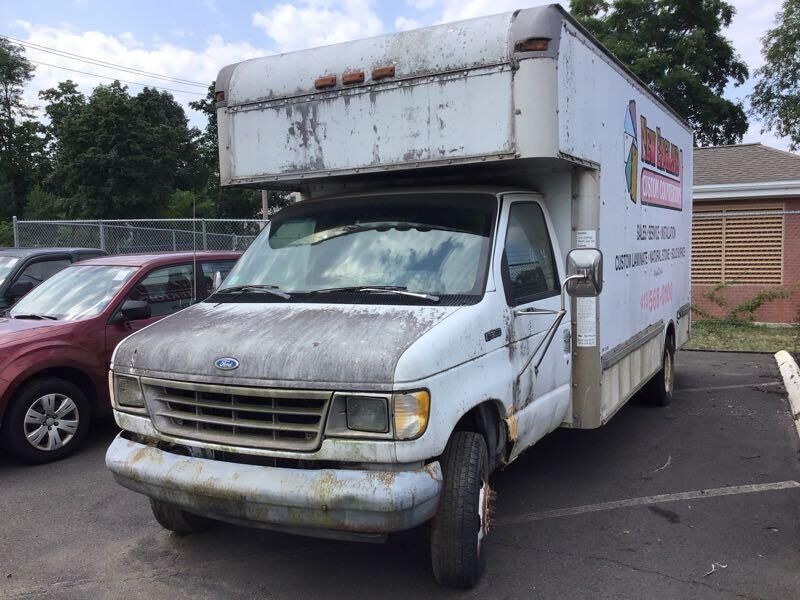 Ford E-350