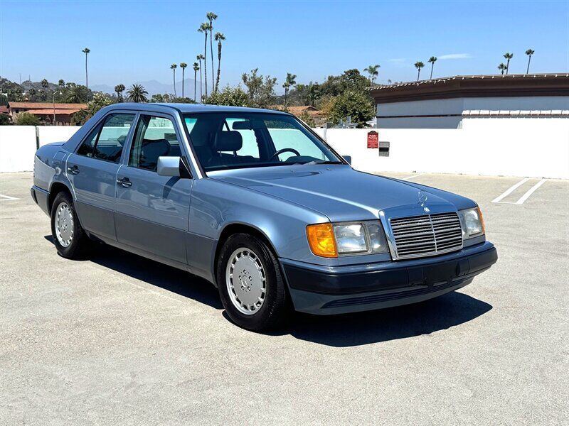 Mercedes-Benz 300