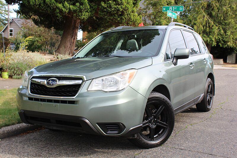 2015 SUBARU Forester