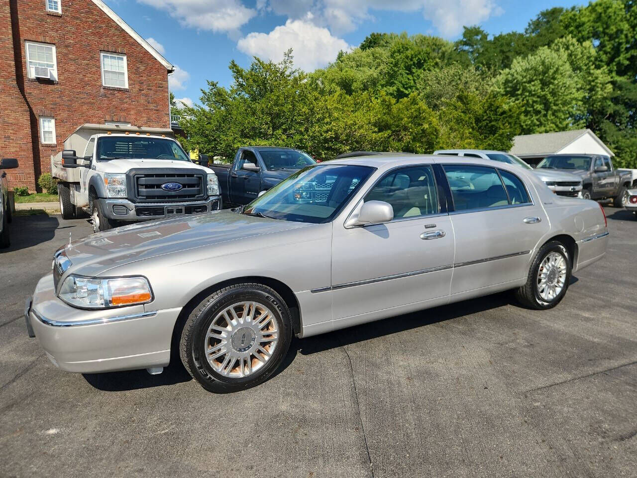 Lincoln Town Car