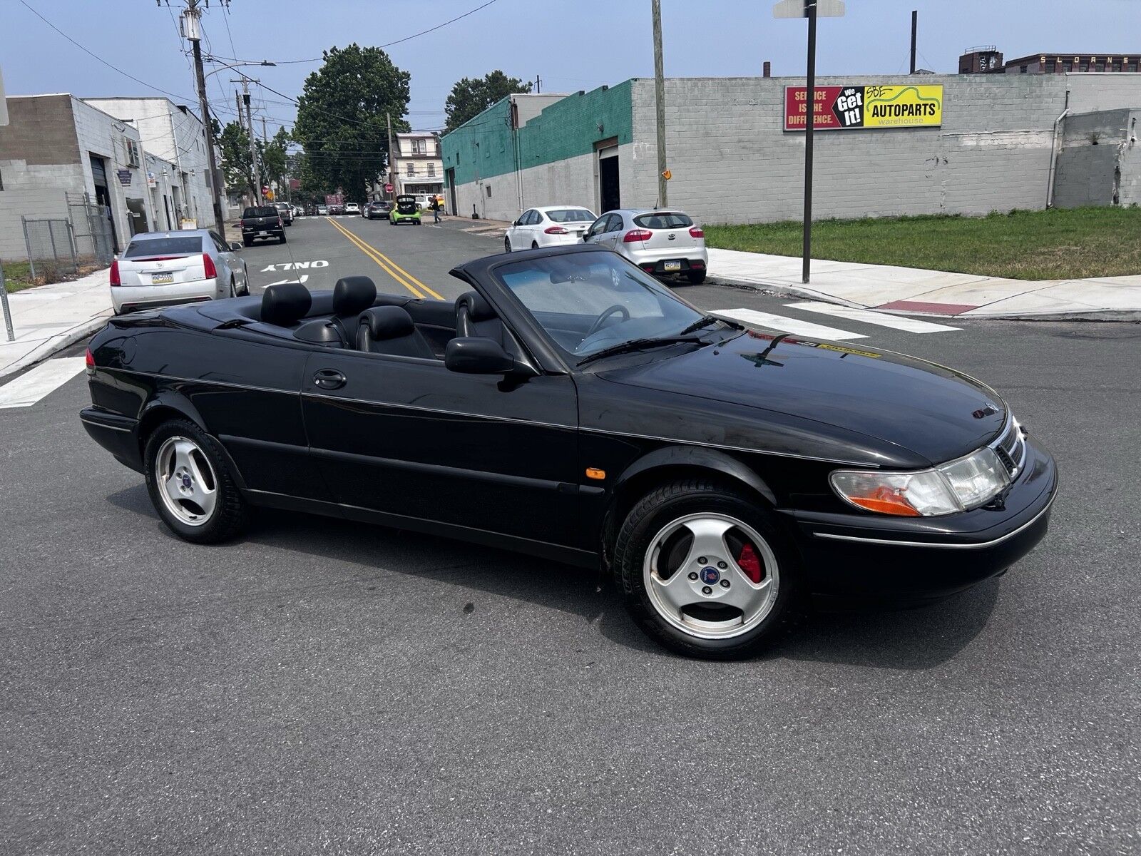 Saab 900