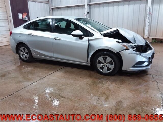 2018 CHEVROLET Cruze