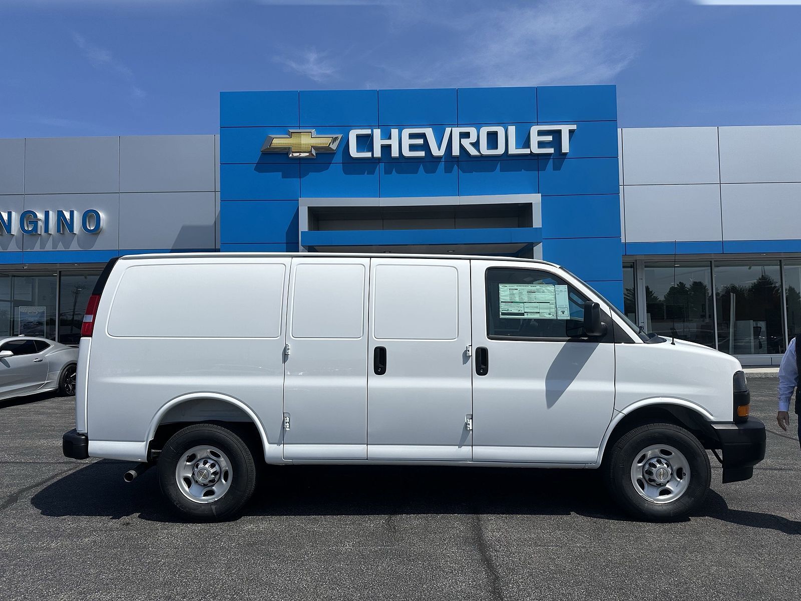 2025 CHEVROLET Express