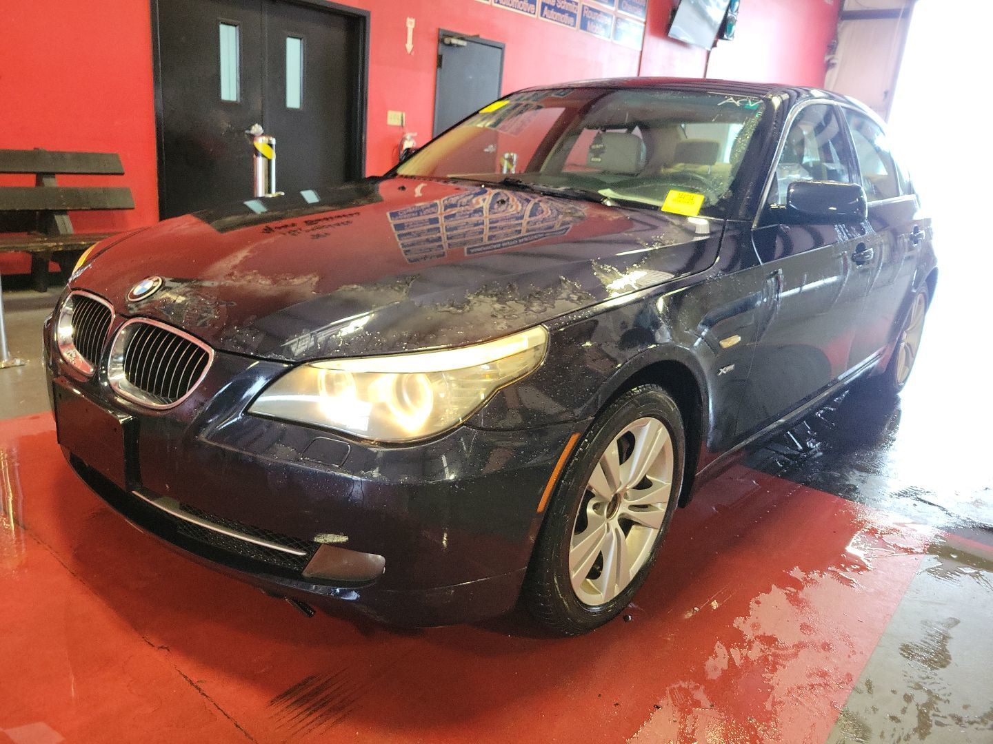 BMW 528i