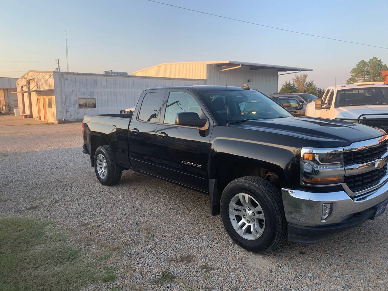 2017 CHEVROLET Silverado