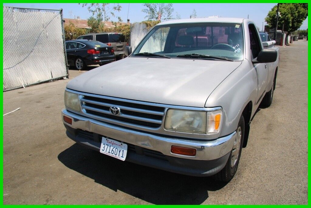 Toyota T100