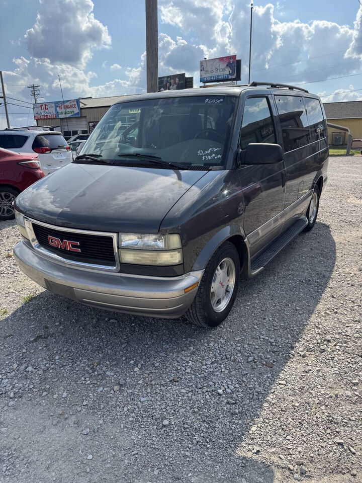 GMC Safari