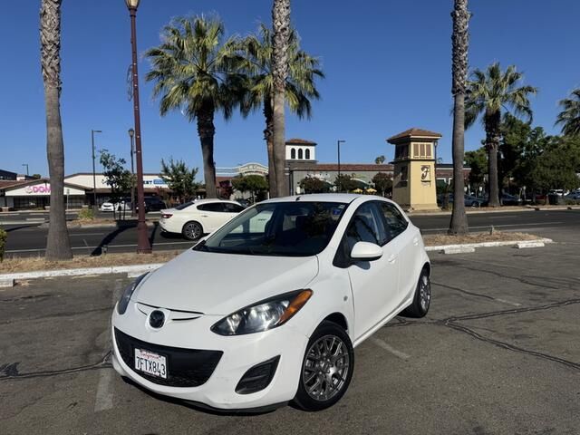 Mazda Mazda2