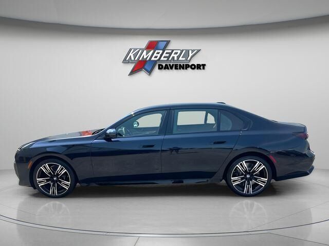 2025 BMW 760i