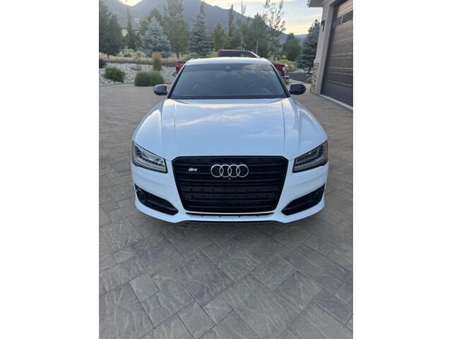 Audi S8