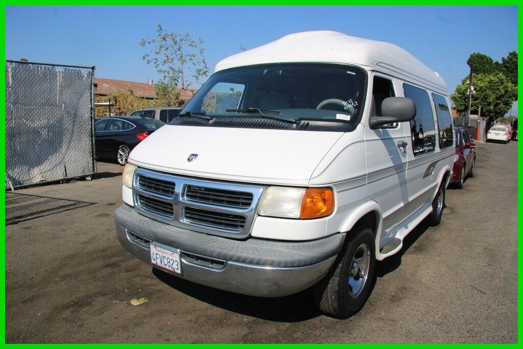 Dodge Ram Van