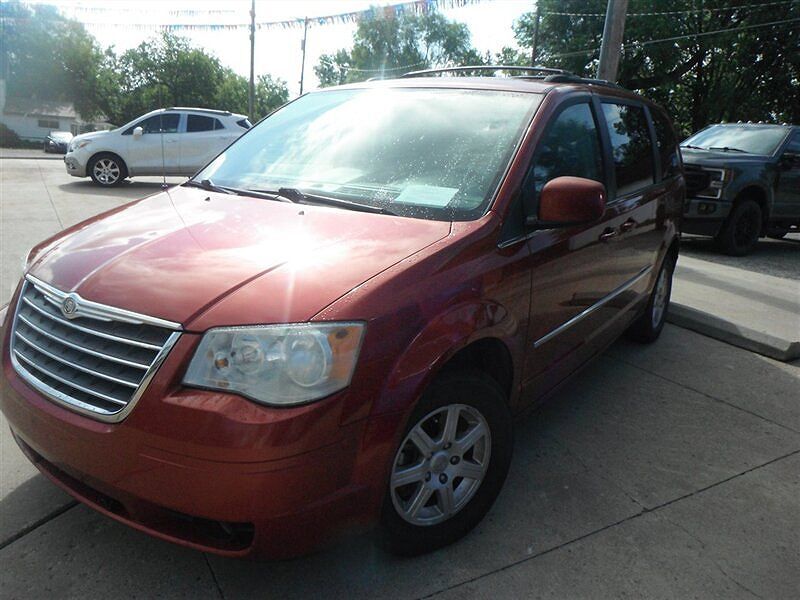 2010 CHRYSLER Town and Country