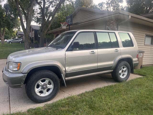 Isuzu Trooper