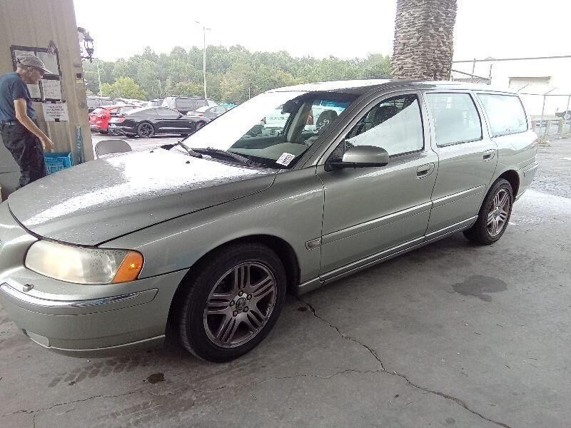 Volvo V70