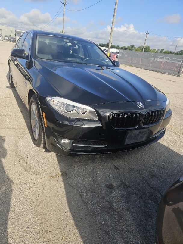 BMW 528i