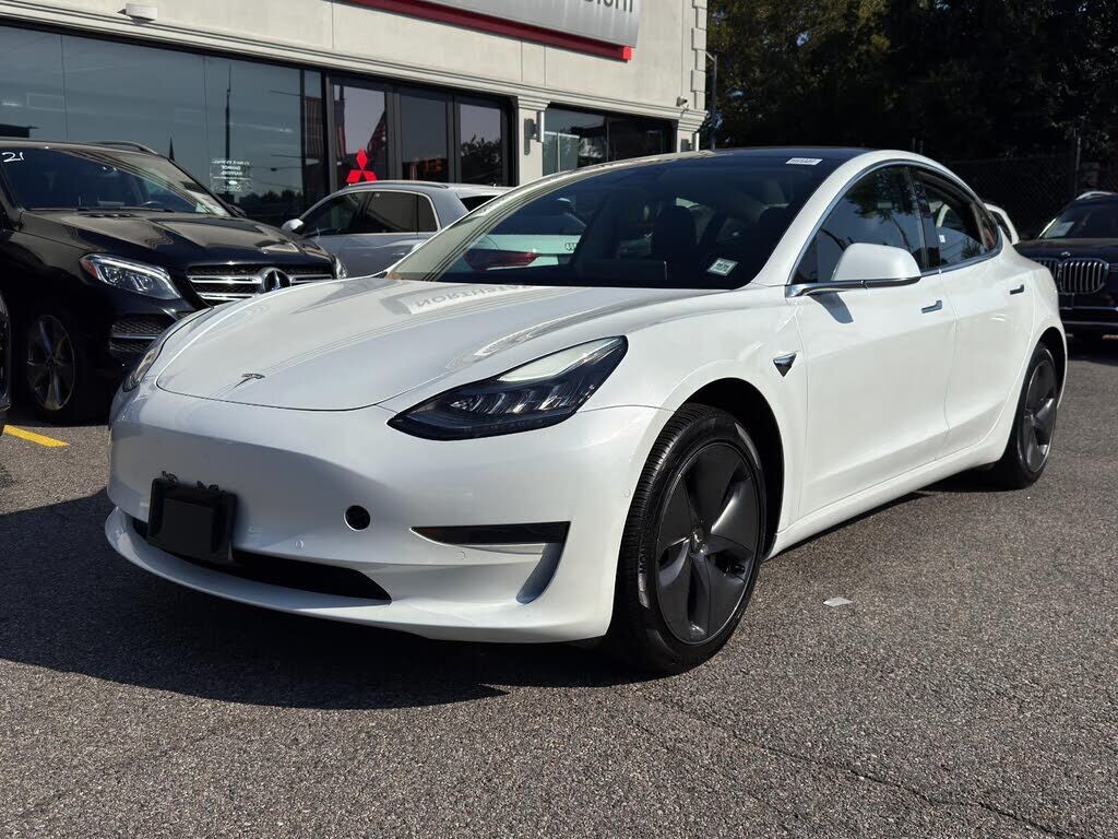 2019 TESLA Model 3