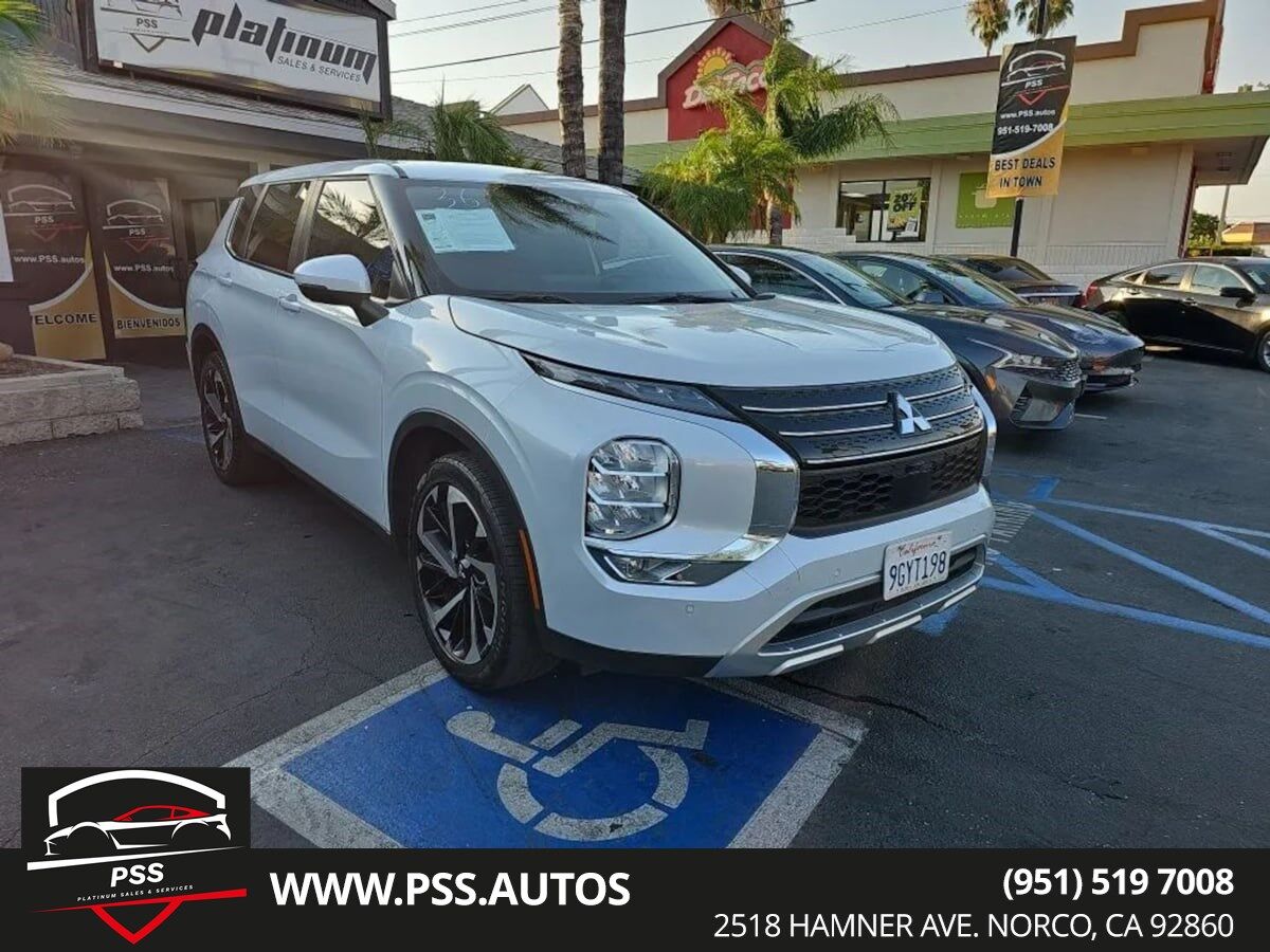 2023 MITSUBISHI Outlander