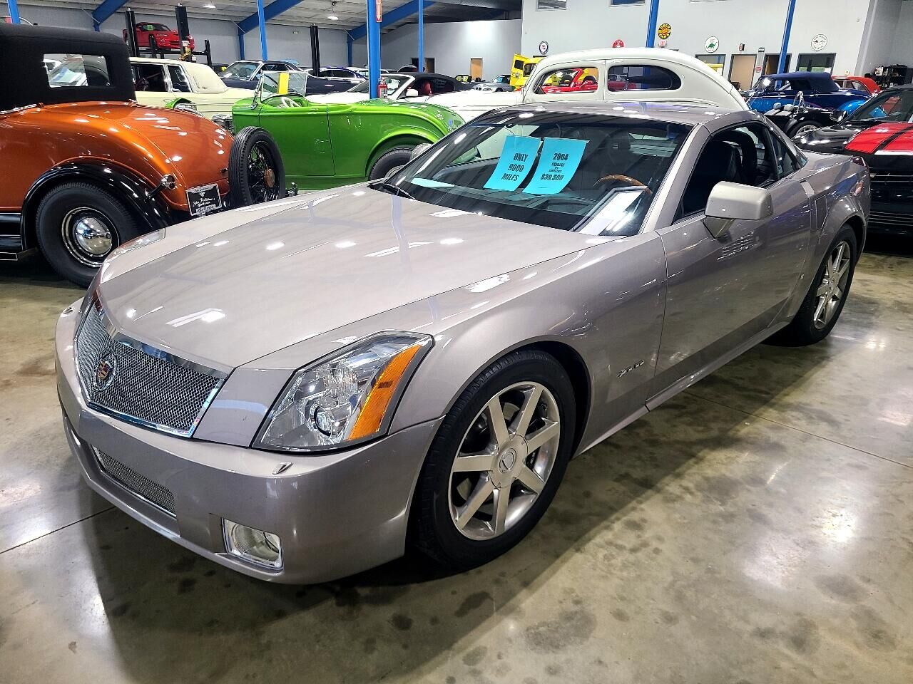 2004 CADILLAC XLR