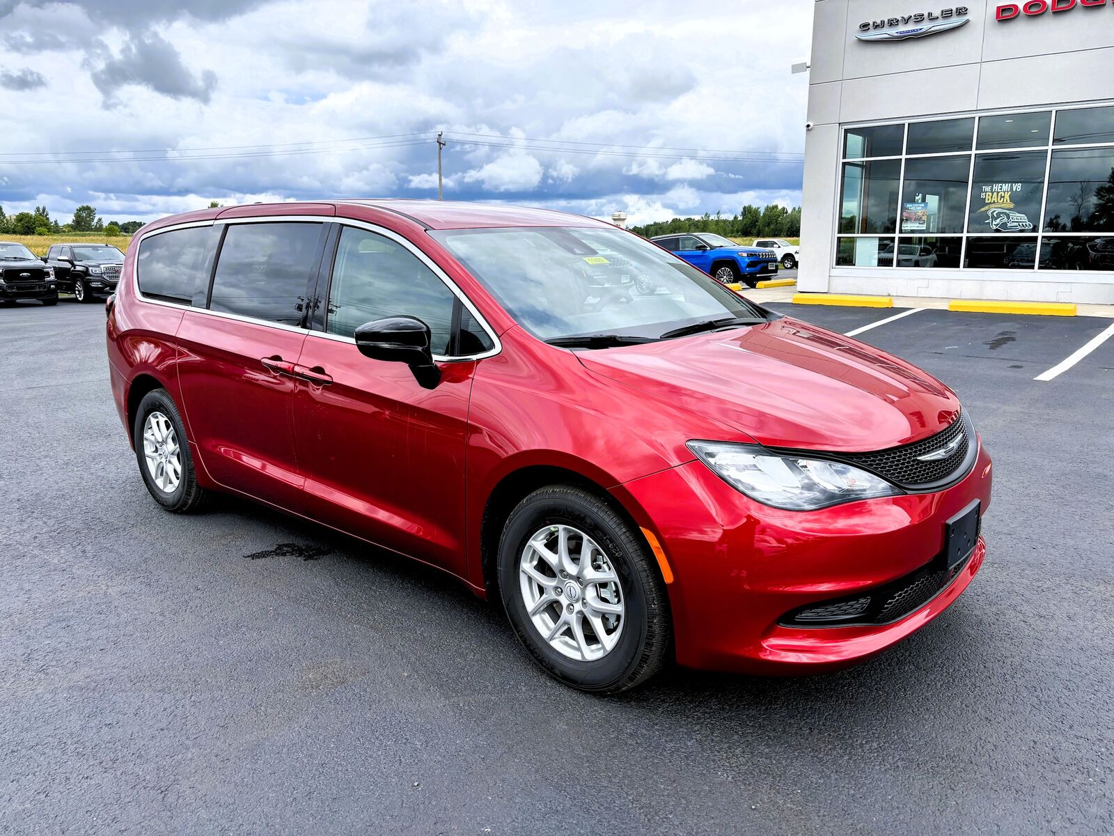 2025 CHRYSLER Voyager