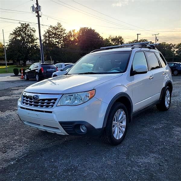 2011 SUBARU Forester