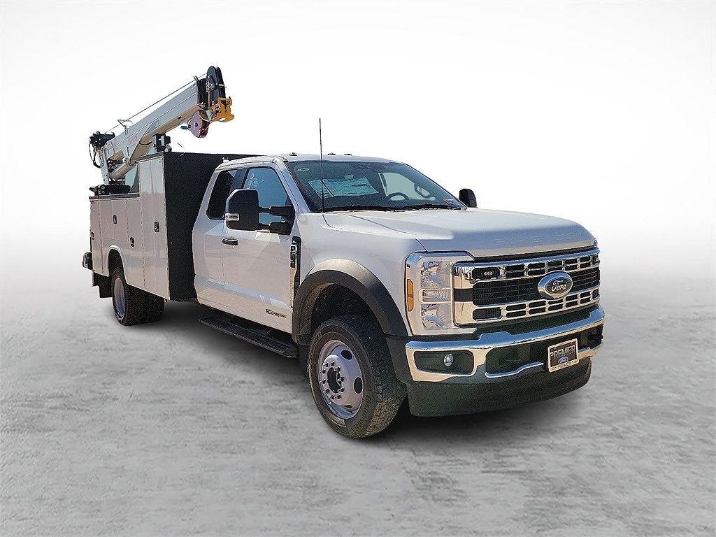 2024 FORD F-550