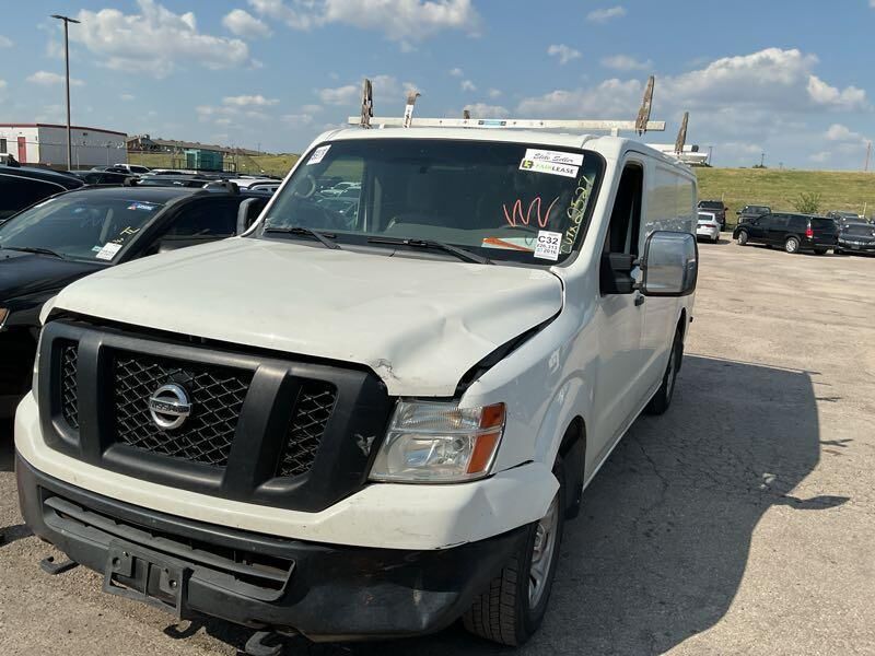 Nissan NV