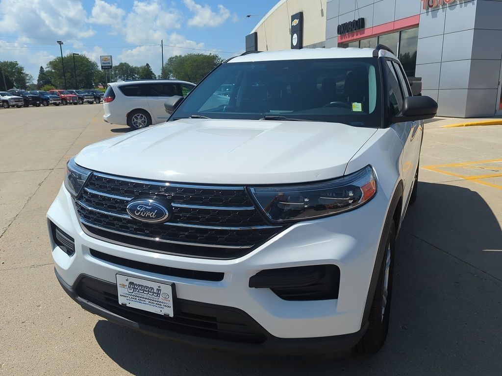 2021 FORD Explorer