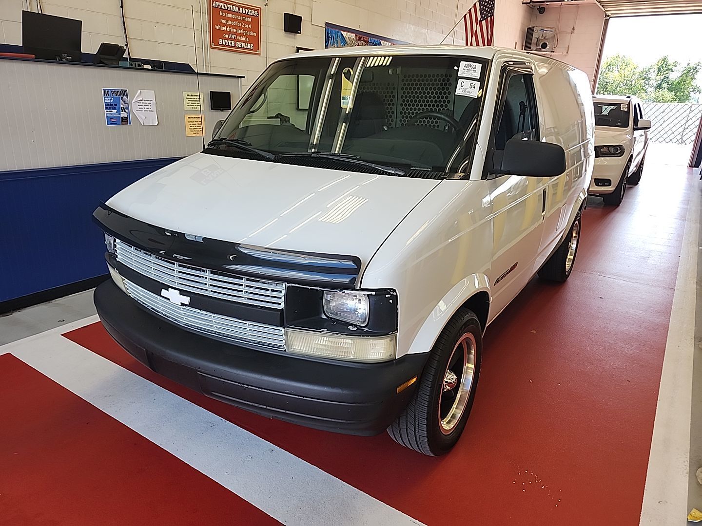 Chevrolet Astro Van