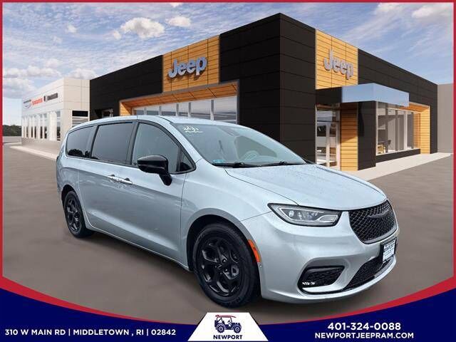 2023 CHRYSLER Pacifica