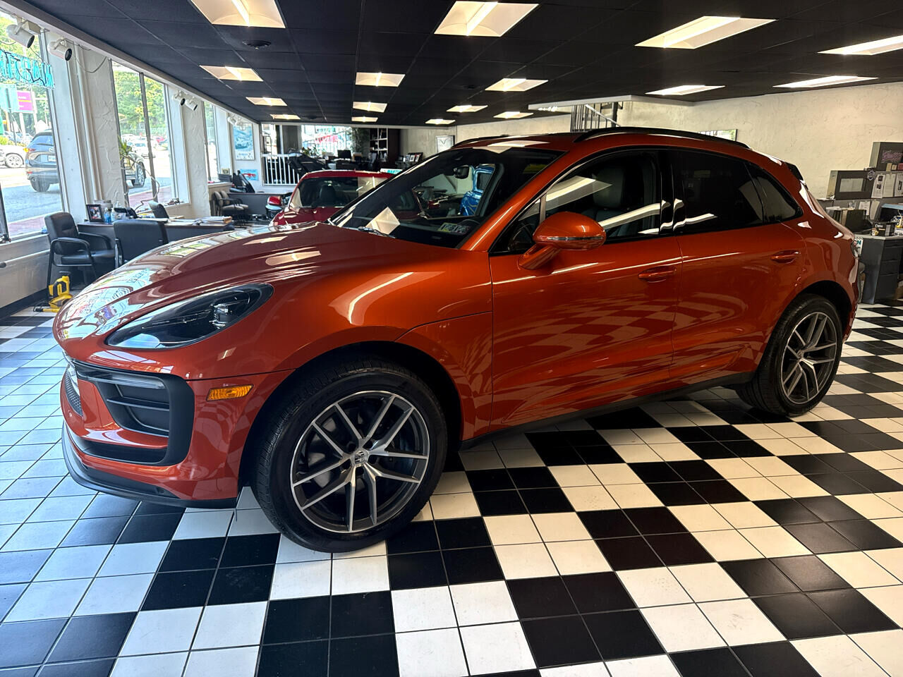 2022 PORSCHE Macan