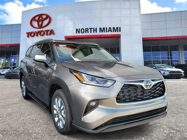 2025 TOYOTA Highlander