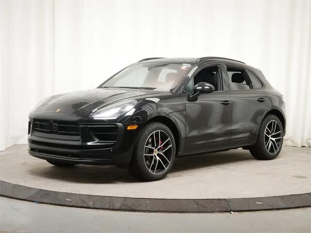 2025 PORSCHE Macan