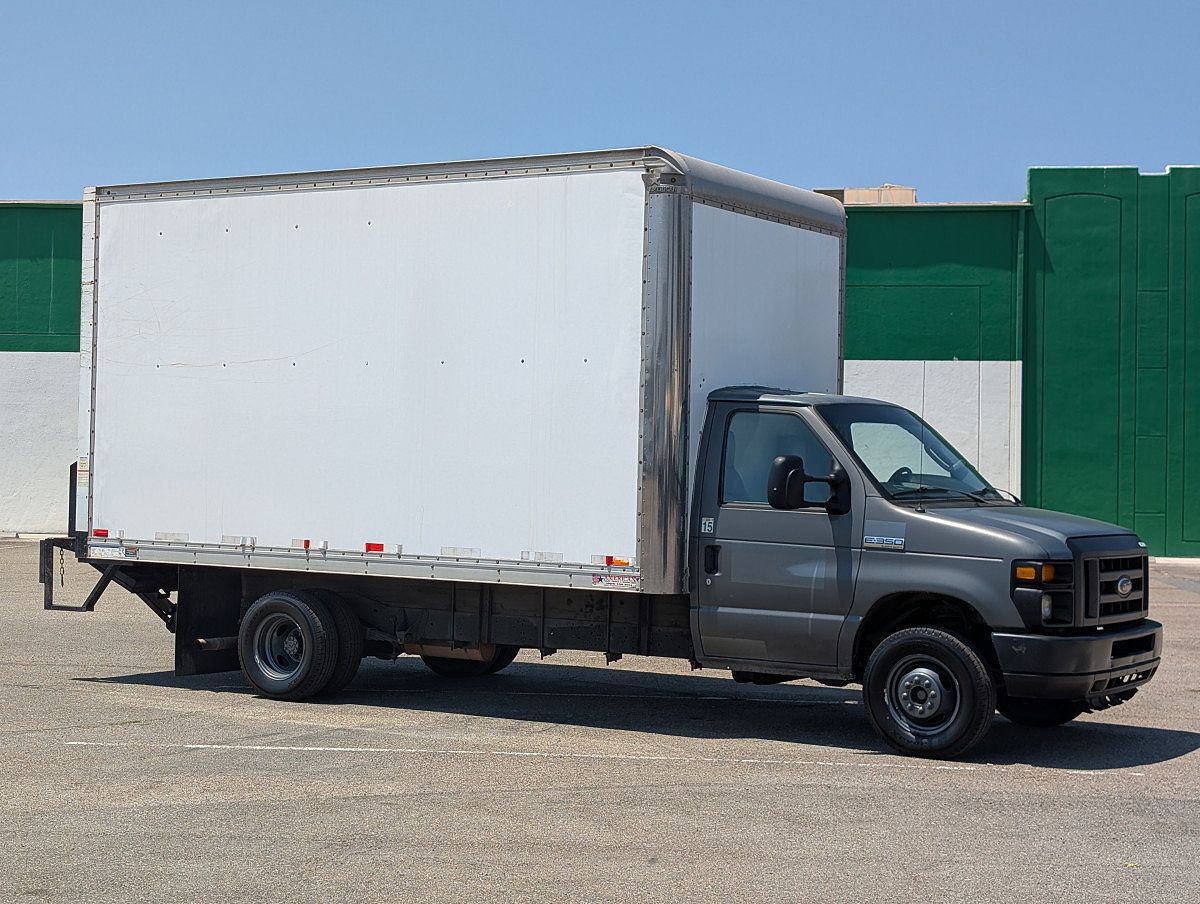 Ford E-350