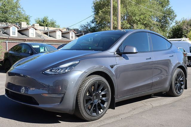 2021 TESLA Model Y